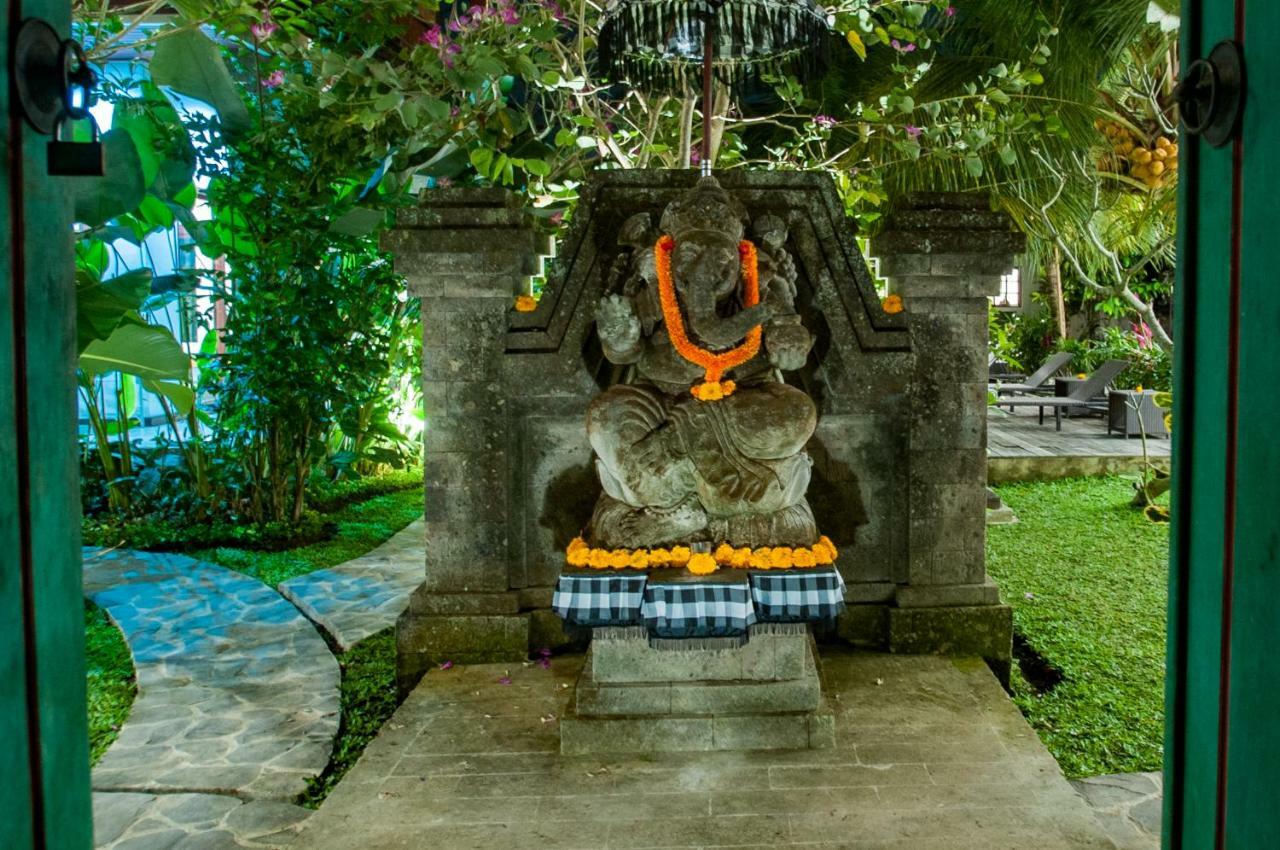 Flamboyant Villa Ubud Extérieur photo